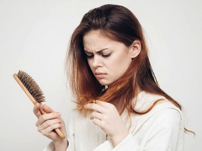 Was Sind Die Arten Von Haarausfall Bei Frauen? Wie Tritt Auf?