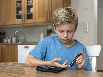 Was Sind Die Symptome Von Diabetes Bei Kindern? Wie Wird Die Behandlung Durchgeführt? Ist vollständig heilen?