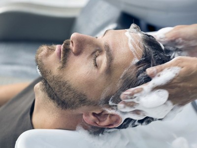 Wie Sollte Die Haarpflege Bei Männern Aussehen? Wie Sollte Es Gemacht Werden?