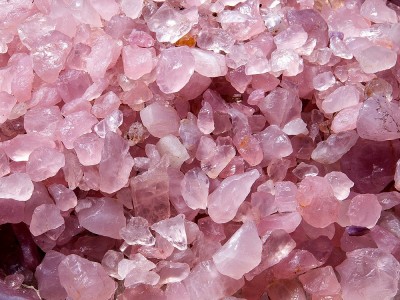 Was Sind Die Vorteile Von Kristall Quarzstein? Wie Benutzt Man Es? Wie Reinigen?