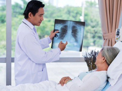 Was Ist Pneumonie? Ursachen und Symptome