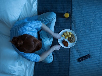 Warum kommt der Schlaf nach dem Essen? Was verursacht Unwohlsein?
