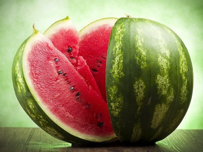 Was Ist Eine Wassermelonen vergiftung? Was Sind Die Symptome? Was Sind Die Ursachen? Wie Wird Die Behandlung Durchgeführt?
