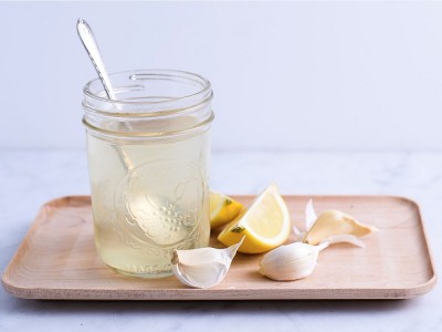 Was ist Zitrone Knoblauch Kur Vorteile und Rezept?
