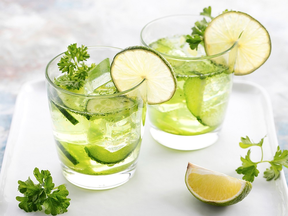Was Ist Das Rezept Für Detox Wasser, Das Hilft, Gewicht Zu Verlieren?