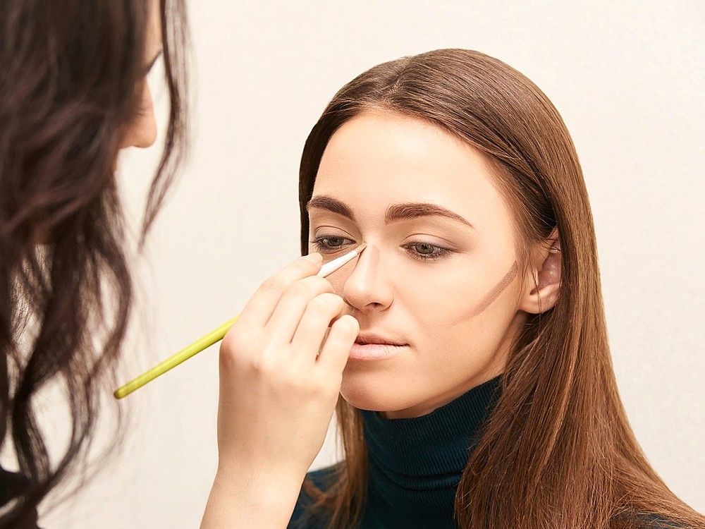 Wie Macht Man Make-Up? Schäden, Feinheiten und Tricks von Make-up